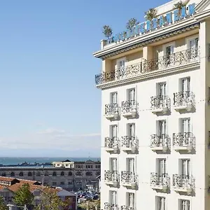 Hotel Mediterranean Palace *****